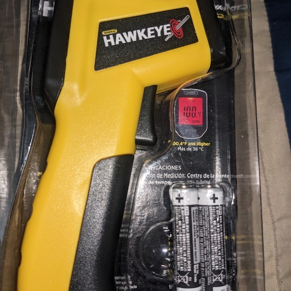 Hawkeye non contact infrared thermometer - Picture 3 of 6